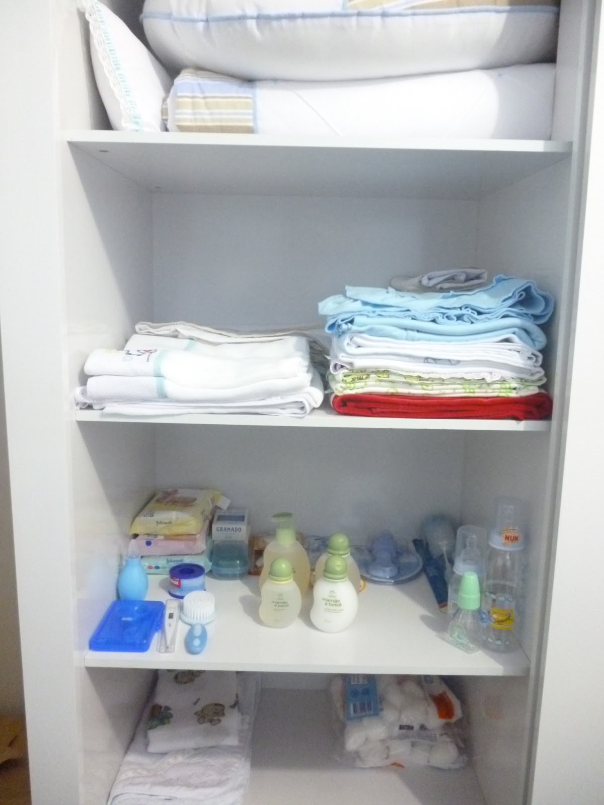 Vou ser Mãe...: ORGANIZAR GUARDA ROUPA E CÔMODA DO SEU BEBÊ