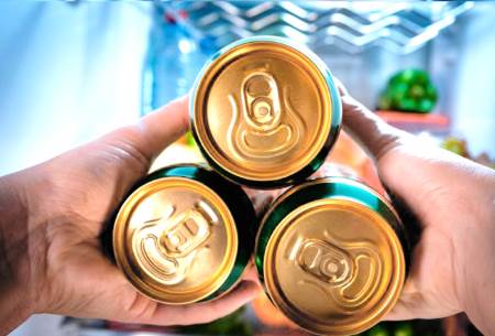 6 Best Mini Fridge Review - Top Coolest List for 2019 with Buying Guide 6 Best Mini Fridge Review - Top Coolest List for 2019 with Buying Guide