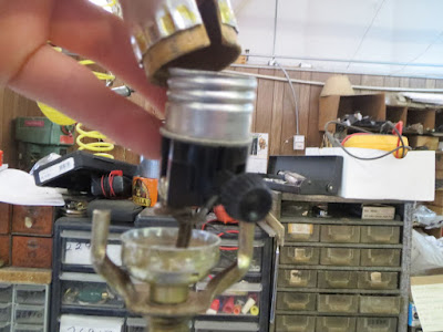 Lamp Parts and Repair | Lamp Doctor: 5 Steps To Replace A Lamp Socket