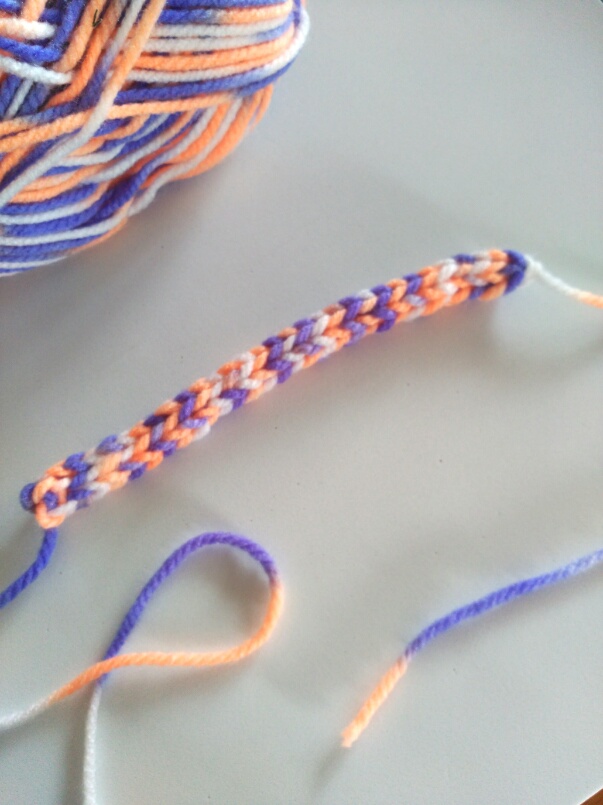 tricotín, diy, handmade, lana, tricotar