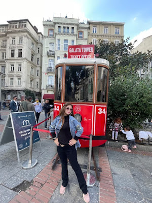 Ayu Giri Anjani Siap Ulang Kesuksesan Lewat Rilis Lagu Baru Karya Chossypratama "Melepasmu"