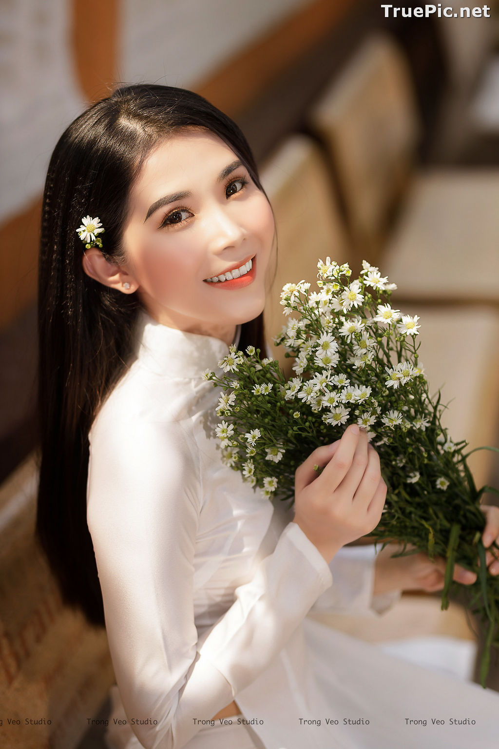 Image The Beauty of Vietnamese Girls with Traditional Dress (Ao Dai) #2 - TruePic.net - Picture-11