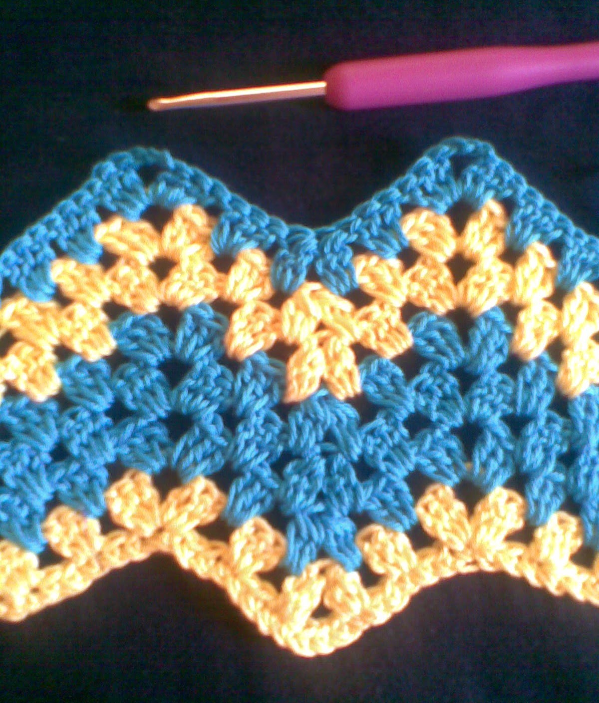 Ms crochet: Storm Cloud Stitch (Ripple stitch)