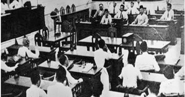 Landasan Konstitusional (UUD) Bangsa Indonesia | Edu Sejarah