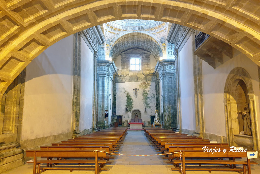 Interior de la iglesia del Monasterio de Monfero