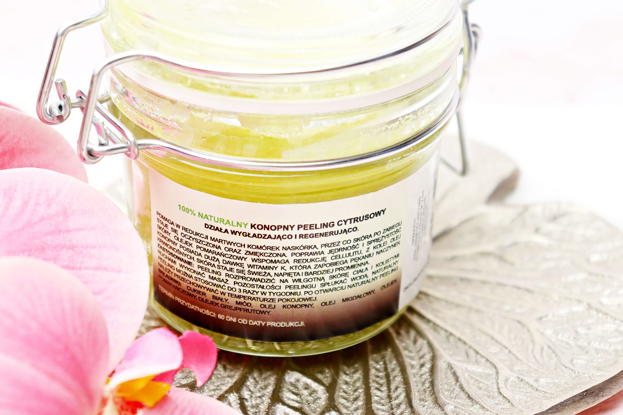 India Cosmetics Натуральный сахарный пилинг с маслом цитрусовой конопли
