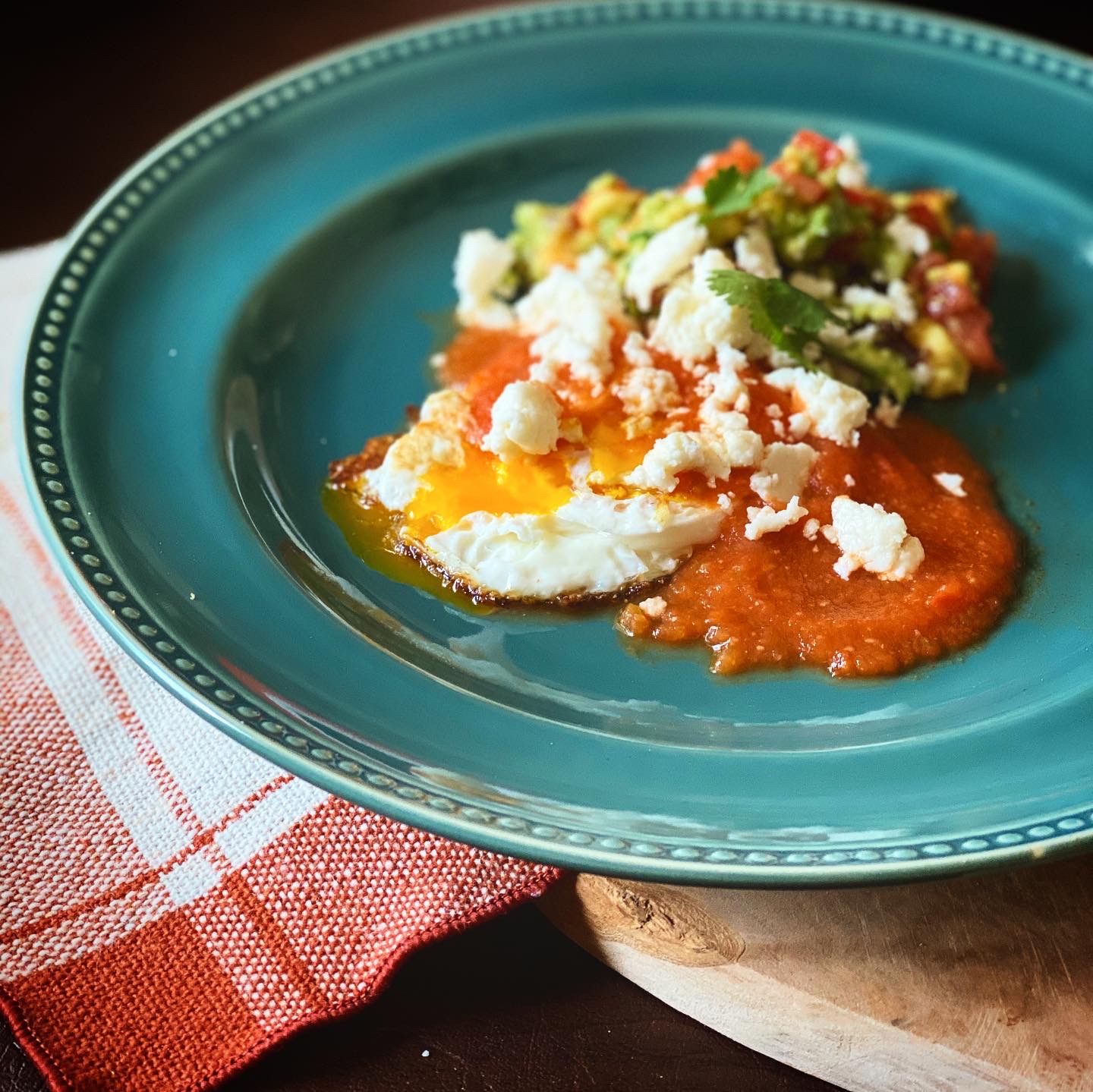 Quesadilla, Guacamole & Salsa Roja with Silvia Recipes in the Quarantine
