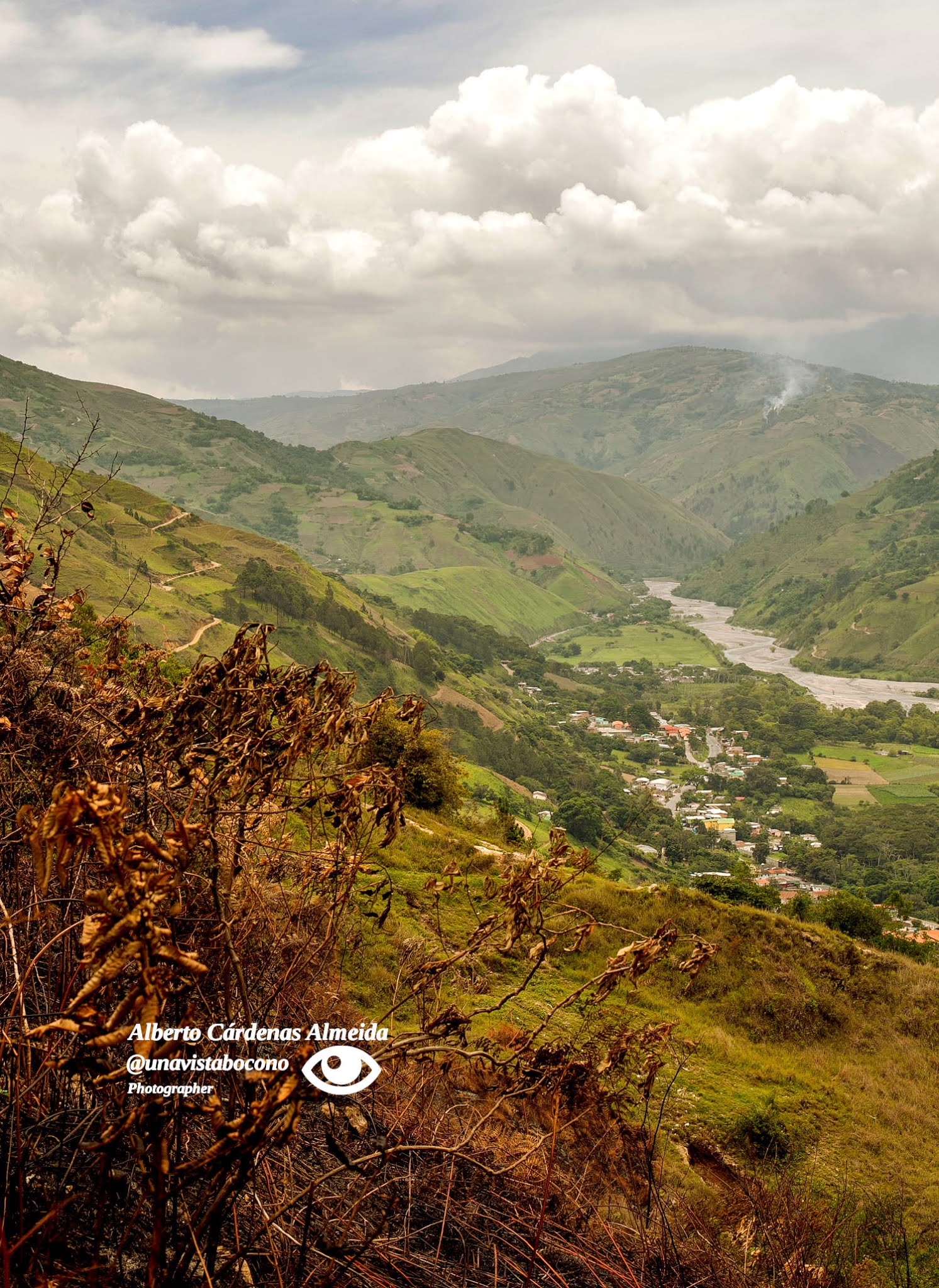 Una Vista a Boconó El Río Boconó visto desde Tierra Blanca