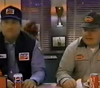 Instigante e provocativa campanha da Pepsi à Coca-Cola nos anos 90.