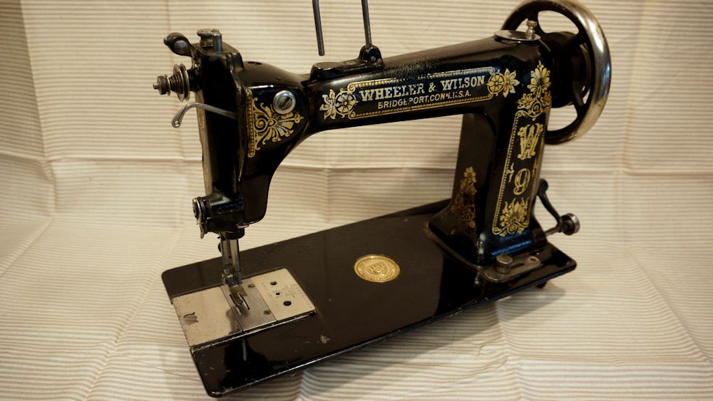 Still Stitching Vintage Sewing Machines (21 Images) Wheeler & Wilson Was a Marketing Powerhouse!