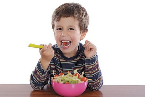 Anak Menolak Makan Sayur & Buah? Ini Cara Mengatasinya  anak juga harus disemangati untuk makan sayuran dan buah Anak Menolak Makan Sayur & Buah? Ini Cara Mengatasinya