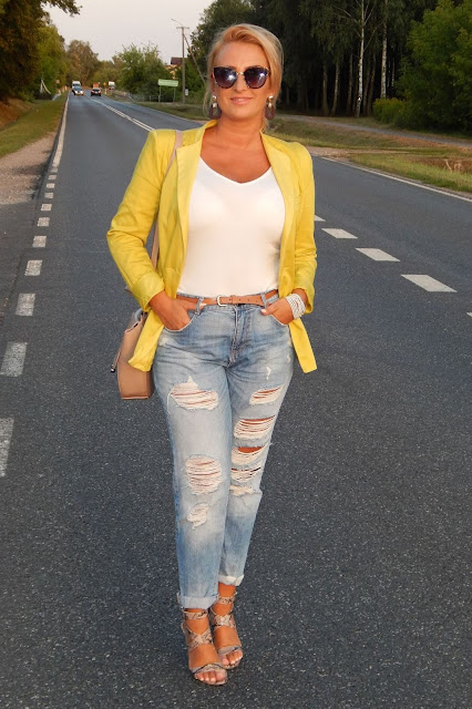 yellow2.jpg