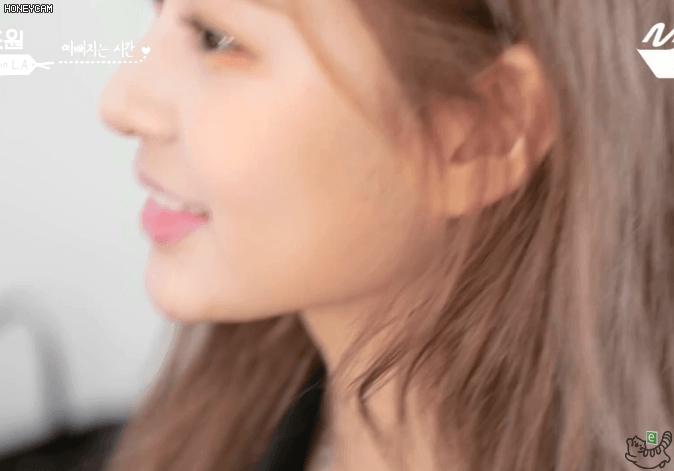 이렁게 봐도  김민주는 김민주