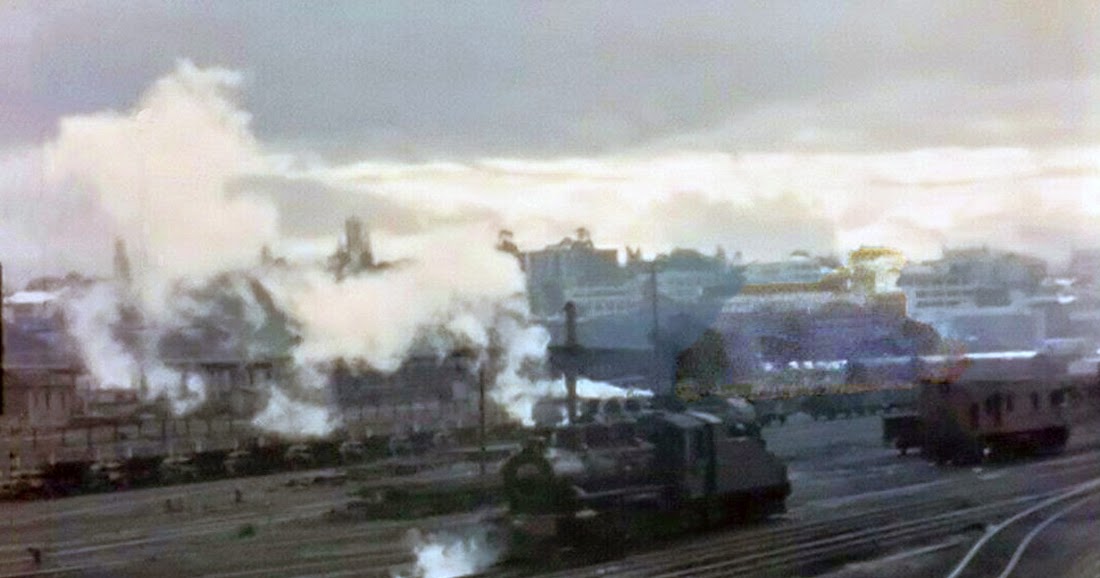 transpress nz steam in Auckland railyard, 1962