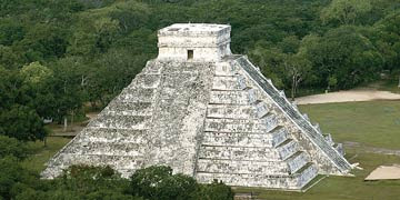 Melihat Situs Warisan Suku Maya Di Meksiko