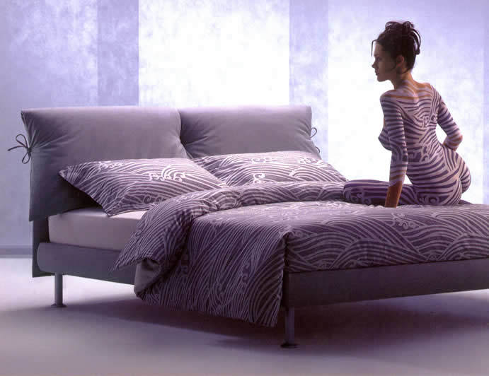 UniqueThings Unique Things Brazilian Bed Advertisements