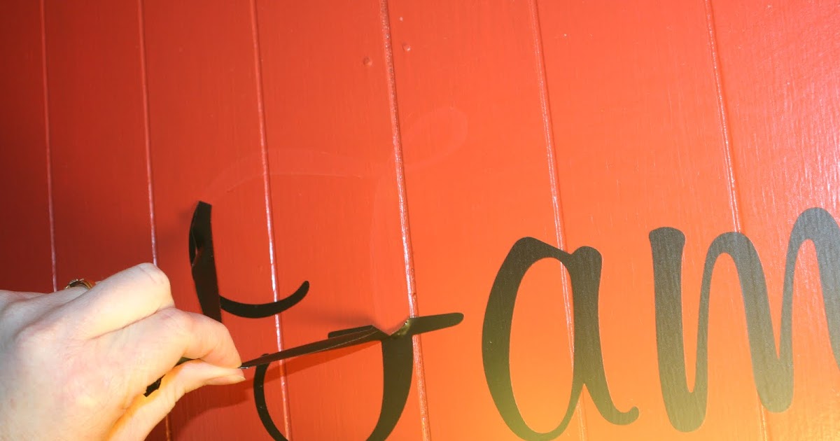 All About Wall Decals for the Home Changing & Removing Vinyl Wall Decals