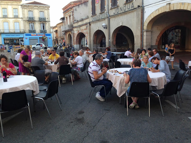 les tables se sont remplies progressivement...