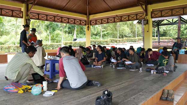 Latihan Gabungan Pecinta Alam di Padang Panjang