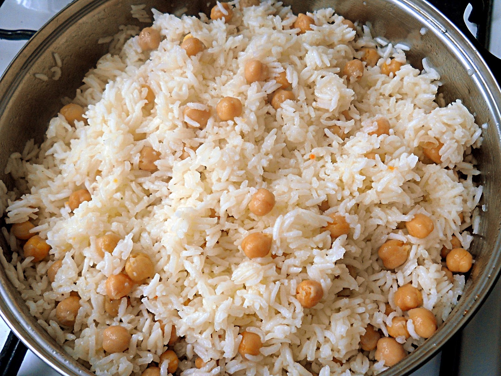 Arome si culori Nohutlu pilav Pilaf turcesc cu naut