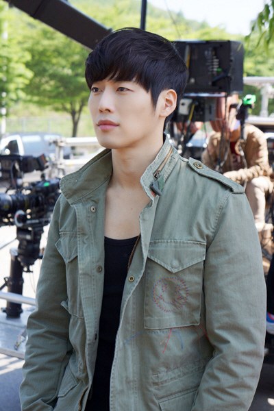 MBC "Scandal" 스캔들: [Photo] Stills of Kim Jae Won "Scandal" First Filming
