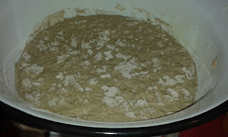 proces kynutí domácího chleba bez hnětení