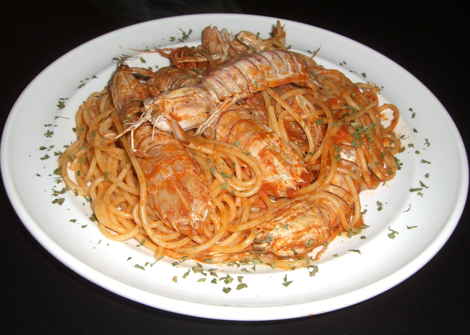spaghetti con le cicale al sugo