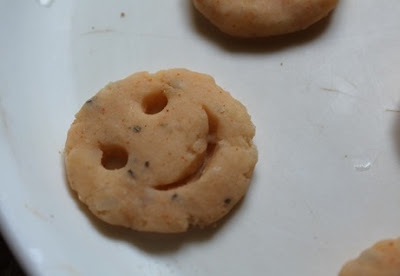 What to do with a Sweet Potato? Make it Into a Potato Smiley What to do with a Sweet Potato? Make it Into a Potato Smiley