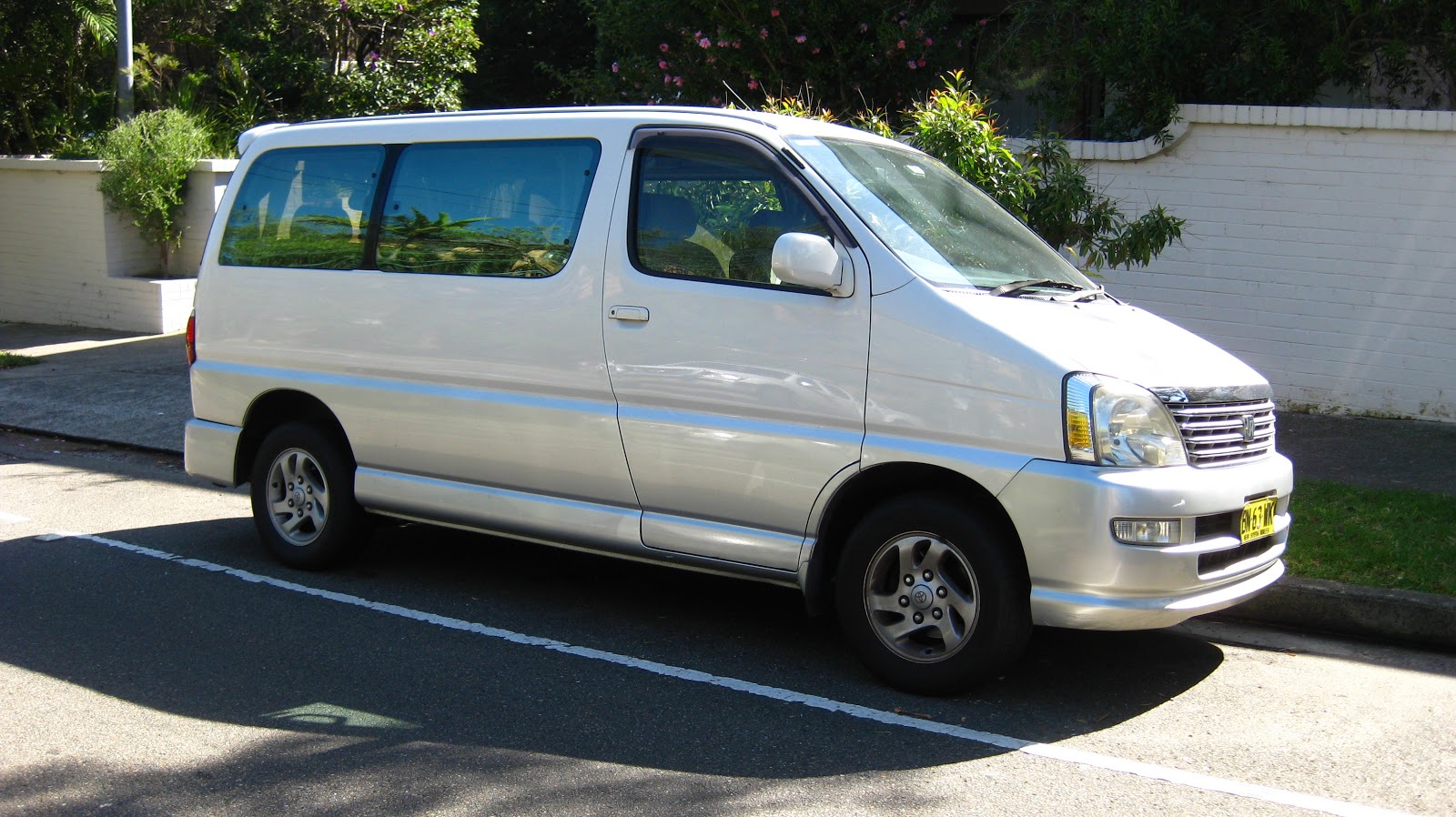 Toyota regius 4wd