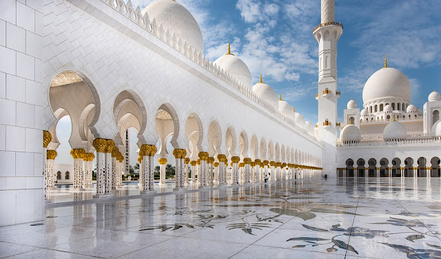 sheikh Zayed Mohammad mosque in abu Dhabi