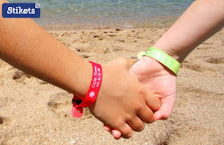 http://www.stikets.fr/bracelets-fr/bracelets-pour-enfants/bracelet-identification-enfant.html