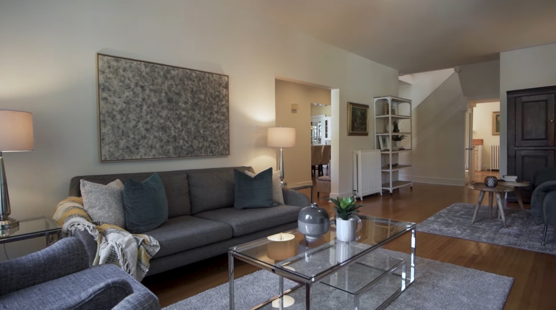 19 Photos vs. 9 Ridout St, Toronto Interior Design Home Tour