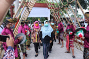 Wakil Gubernur NTB,Membuka Secara Resmi Penataan Destinasi Desa Wisata Lapak Desa di Dusun Karang Dalam Desa Penujak Kecamatan Praya Barat Lombok Tengah