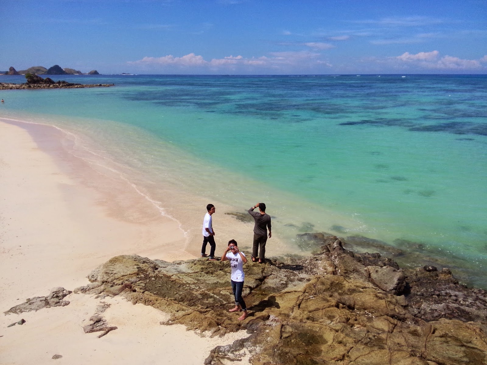 JalanJalan Ke Pantai Kuta, Lombok, NTB
