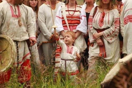 Русич: Свастика