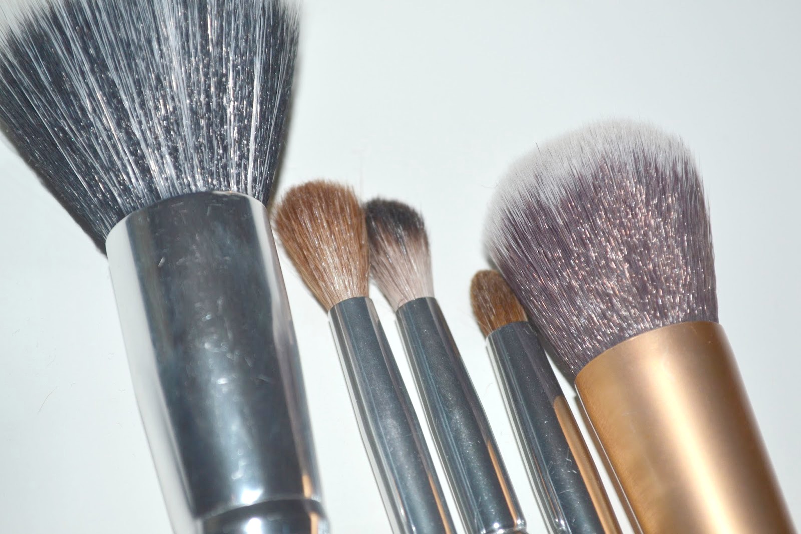 My Bargain Makeup Brush Finds Beautiful Solutions
