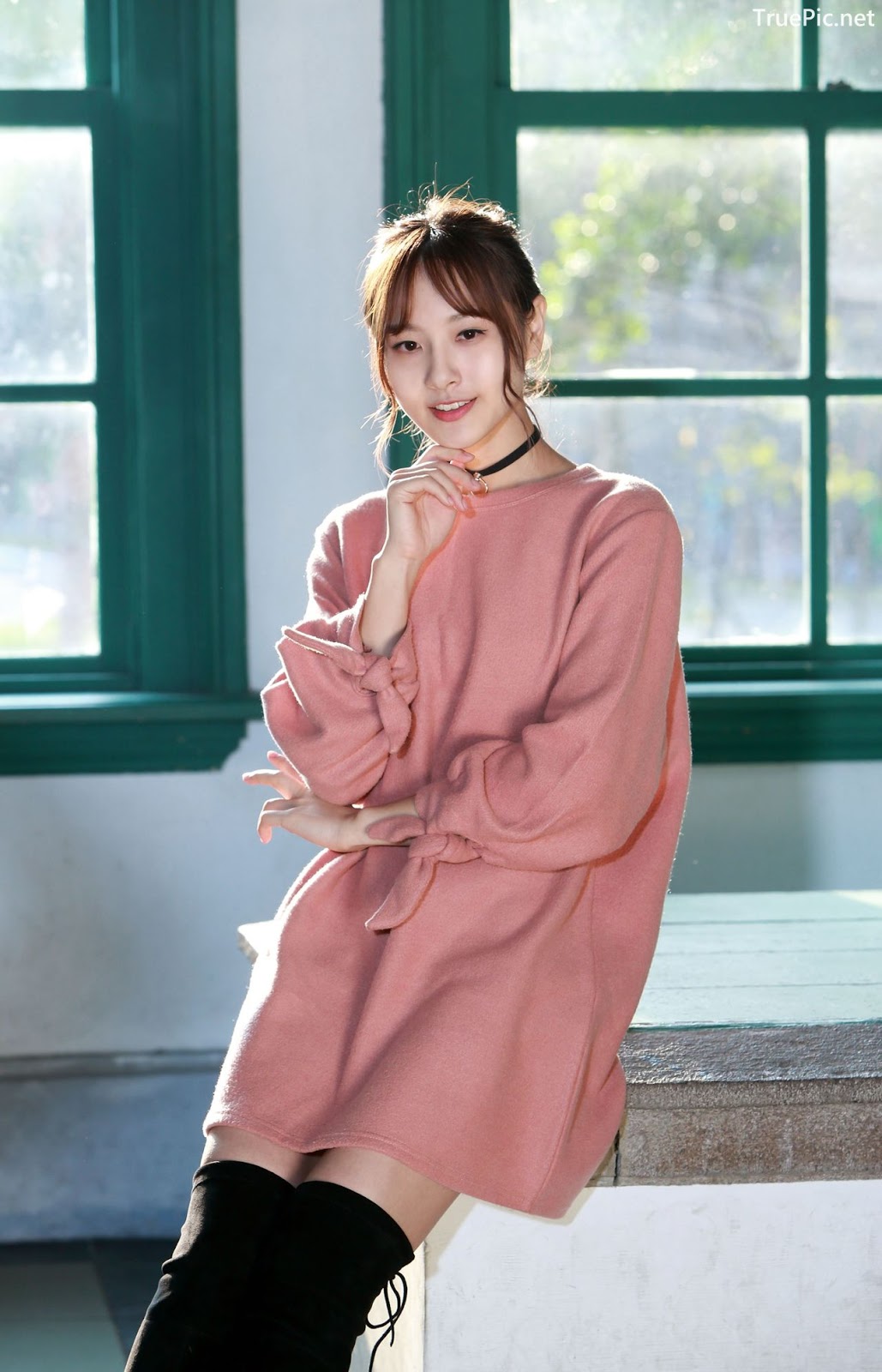 Image-Taiwanese-Model-郭思敏-Pure-And-Gorgeous-Girl-In-Pink-Sweater-Dress-TruePic.net- Picture-12