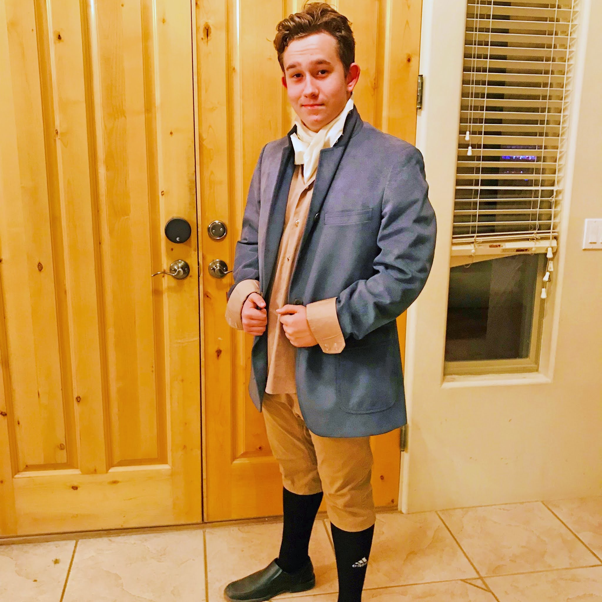 Straddling the Gap DIY Easy Colonial Costume