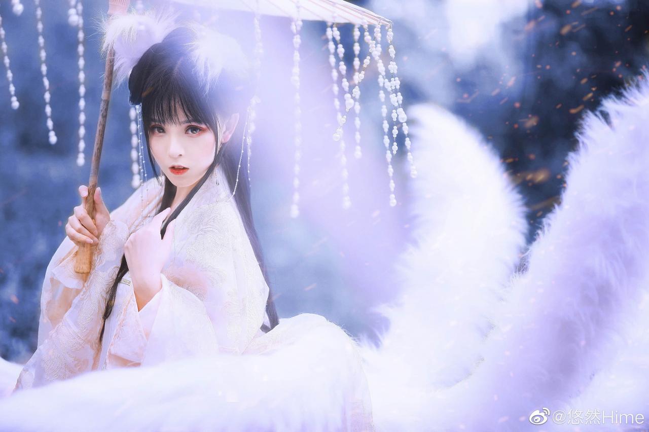 Image-Chinese-beautiful-girl-Cosplay-Nine-tailed-fox-TruePic.net