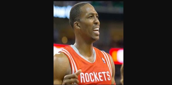 Dwight Howard sin licenia