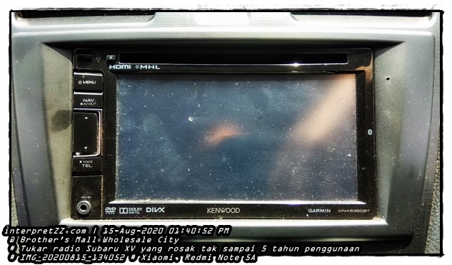 gambar set infotainment atau radio kereta Subaru XV STI 2015 yang rosak