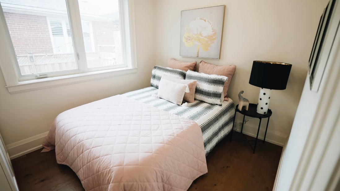 35 Interior Design Photos vs. 37 Coney Rd, Toronto Luxury Home Tour