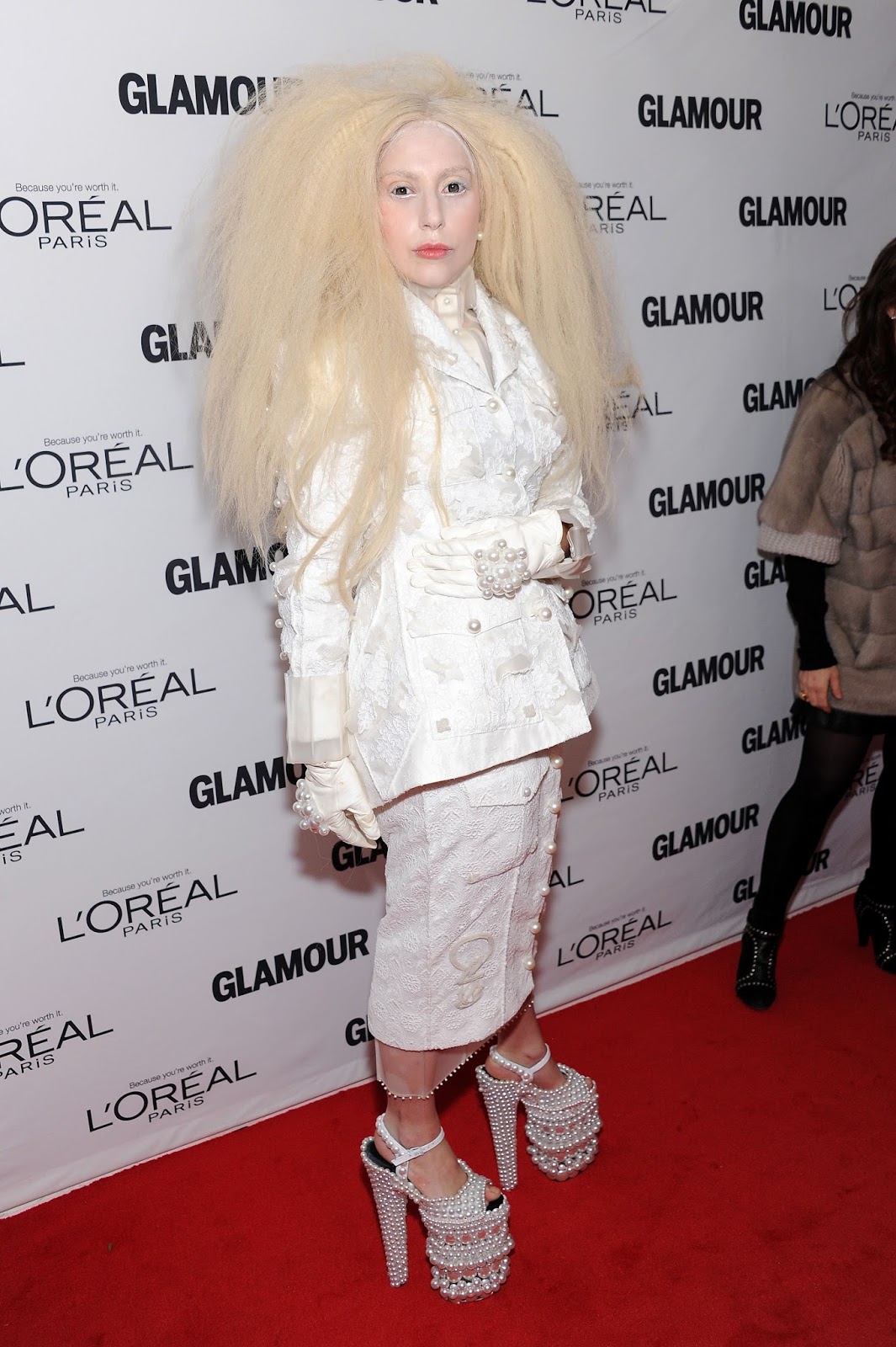Imágenes de Lady Gaga en la red carpet de los "Glamour