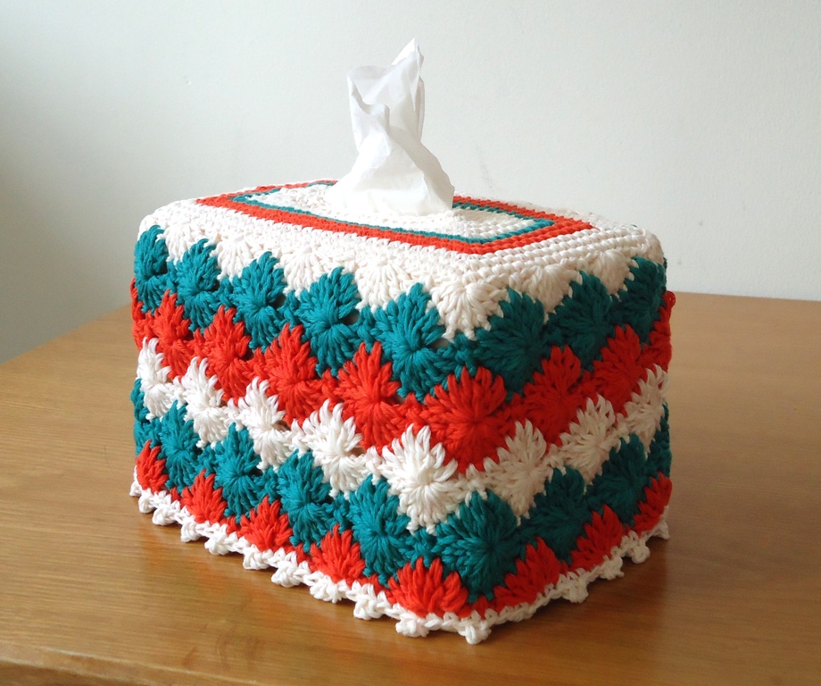 Stitch of Love: Free Pattern: Crochet Catherine Wheel Tissue Box Cover