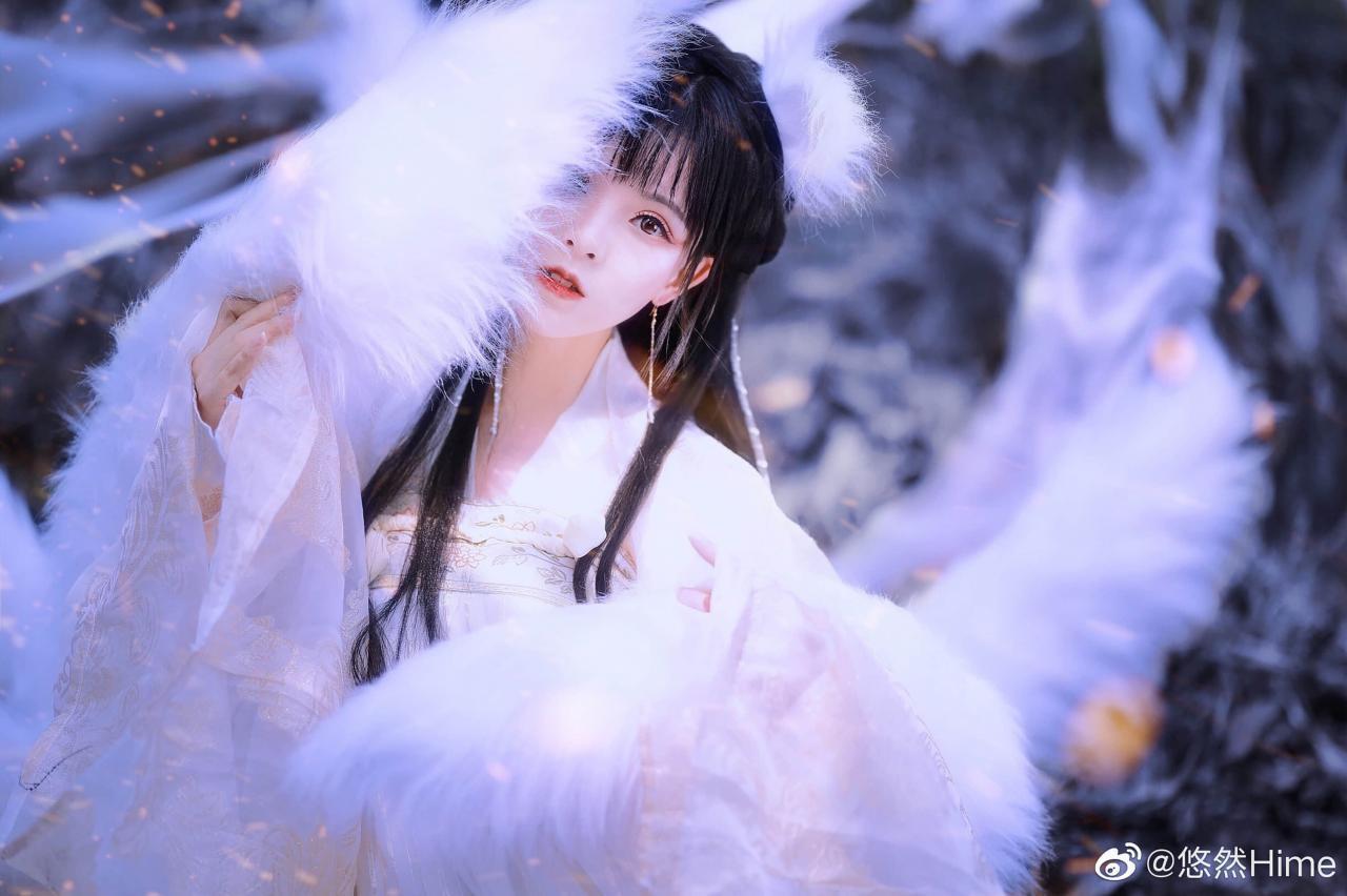 Image-Chinese-beautiful-girl-Cosplay-Nine-tailed-fox-TruePic.net