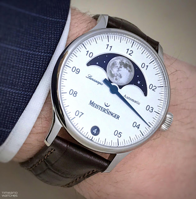 MeisterSinger Lunascopewith moon phase display