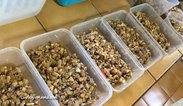 Pork sisig, pork sisig recipe, homemade pork sisig recipe, easy to cook, kitchen hacks, cooking tips, homecooking, from my kitchen, pork recipe, Pinoy dish, Filipino cuisine, Pinoy favorite, Kapampangan cuisine, Clark, flights to Clark, family, kitchen experiment, spices and seasonings, Mama Sita Capampangan Sisig mix, kids, hubby, Covid-19, home quarantine