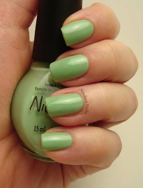 Noelie's Nails: Some random swatches - Misa, Nicole by OPI, Barry M