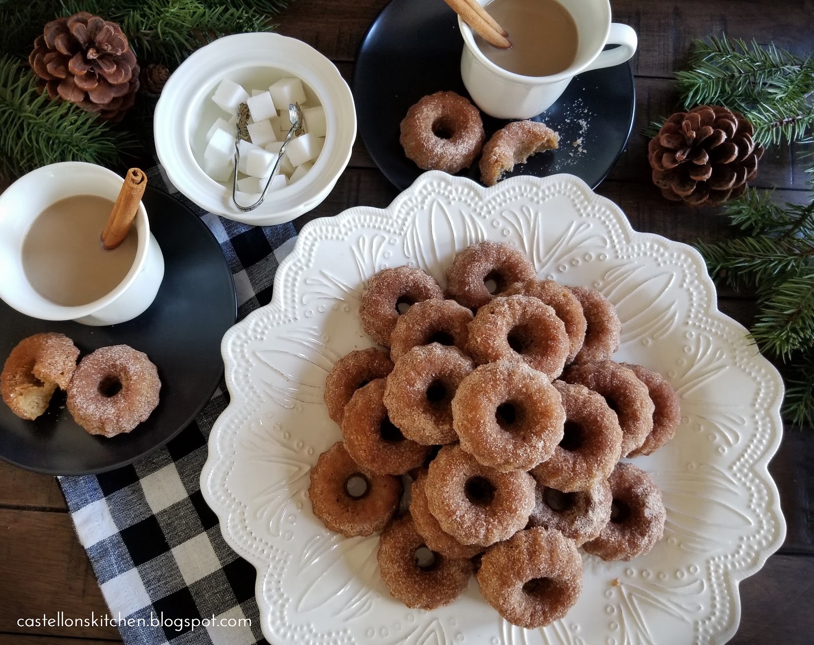 Castellon's Kitchen Apple Cinnamon Donut Cakes