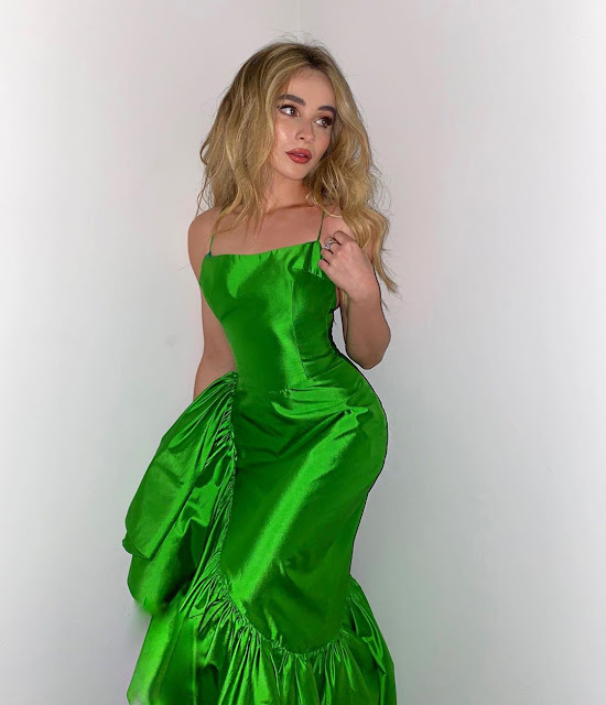Sabrina Carpenter Hot Style - Photos & Videos 08/08/2020